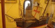 Torre del Oro - Museo Naval