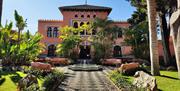 Fachada Oficina desde Jardín